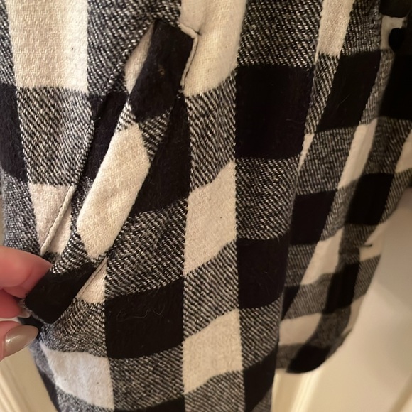 Torrid Plaid like New - Picture 2 of 6